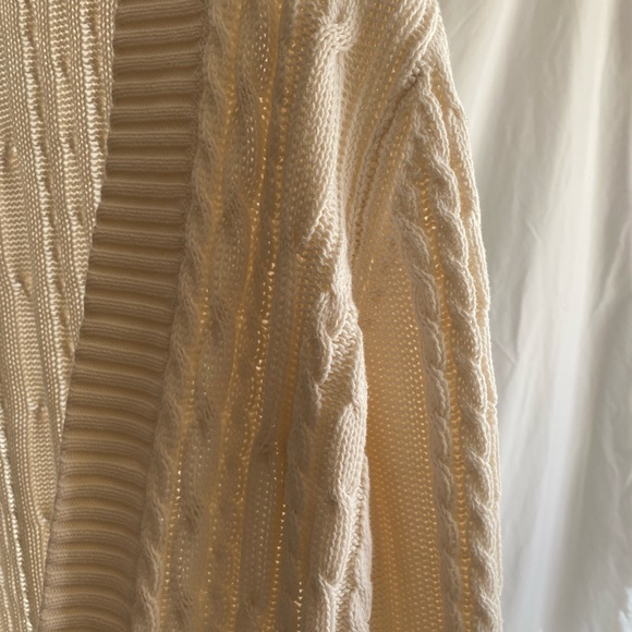 ✖️SOLD✖️ Gap | cable knit cardigan - Picture 8 of 15